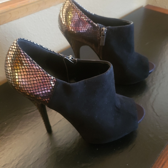 Aldo Snakeskin Design High Heels SIZE 8.5 - Picture 1 of 6